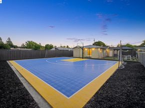 21132 Tyee Ct, Castro Valley CA 94546
