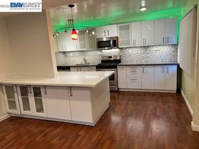 1594 Morgan Ln., Walnut Creek CA 94597