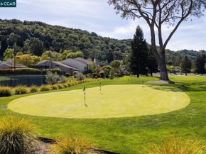 1825 Saint Andrews Dr, Moraga CA 94556