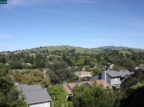 1825 Saint Andrews Dr, Moraga CA 94556
