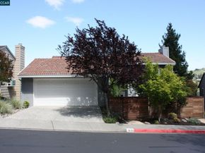 1825 Saint Andrews Dr, Moraga CA 94556