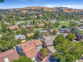1825 Saint Andrews Dr, Moraga CA 94556