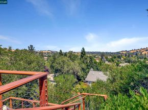 1825 Saint Andrews Dr, Moraga CA 94556
