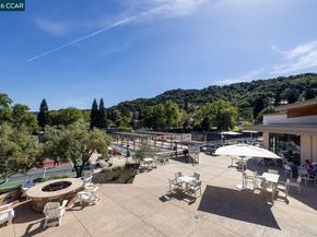 1825 Saint Andrews Dr, Moraga CA 94556