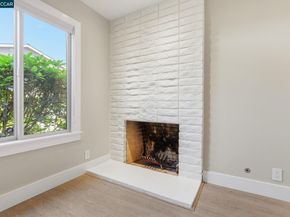 30 Miramonte Dr, Moraga CA 94556