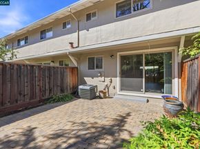 30 Miramonte Dr, Moraga CA 94556