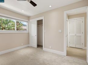 30 Miramonte Dr, Moraga CA 94556