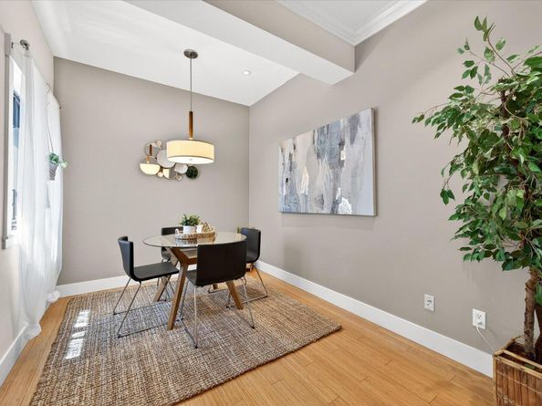 574 48th st 403, Oakland CA 94609