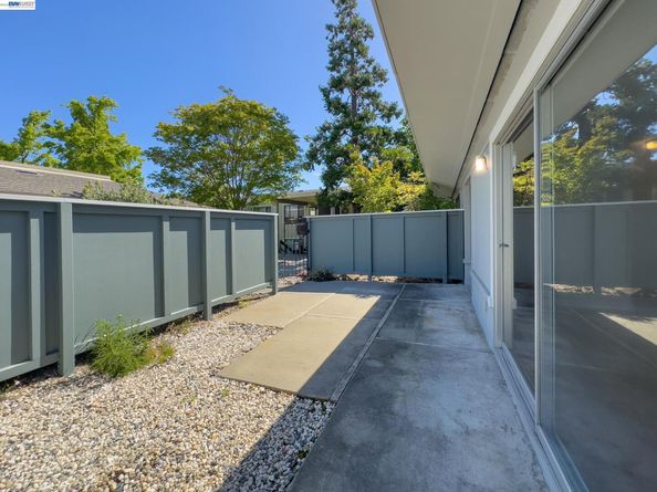 2201 Pine Knoll Dr 3, Walnut Creek CA 94595
