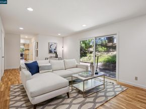 135 Canon Dr, Orinda CA 94563