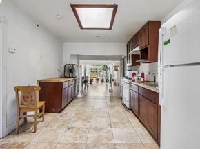 5081 Congress Ave, Oakland CA 94601