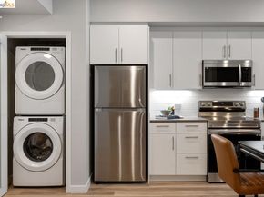 260 Brooklyn Basin Way 426, Oakland CA 94606