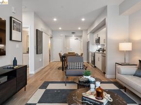 260 Brooklyn Basin Way 426, Oakland CA 94606