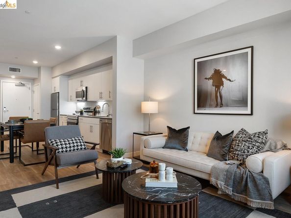260 Brooklyn Basin Way 426, Oakland CA 94606