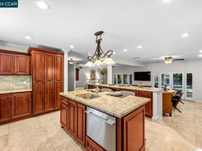 1642 Carriage Dr, Walnut Creek CA 94598