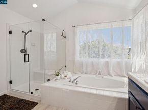 2724 De La Briandais Ct, Pinole CA 94564