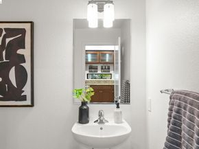 903 Zephyr Dr, Oakland CA 94607