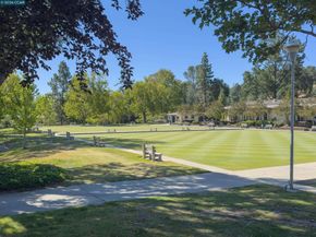 3349 Golden Rain Rd 15, Walnut Creek CA 94595