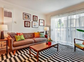 425 Orange St 202, Oakland CA 94610