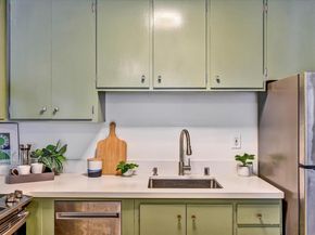 425 Orange St 202, Oakland CA 94610