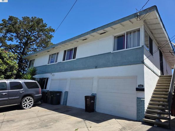 9826 Bancroft Ave, Oakland CA 94603
