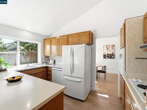 35135 Charmwood Ct, Newark CA 94560