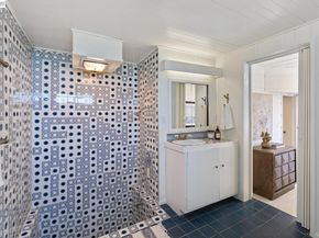 5725 Chelton Dr, Oakland CA 94611