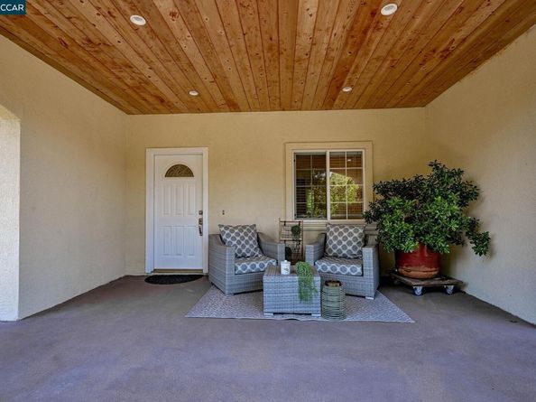 2527 Buena Vista Ave, Walnut Creek CA 94597