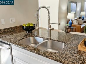 1394 Morning View Ct, Concord CA 94521