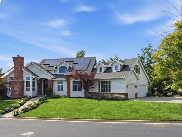471 Silver Hollow Dr, Walnut Creek CA 94598