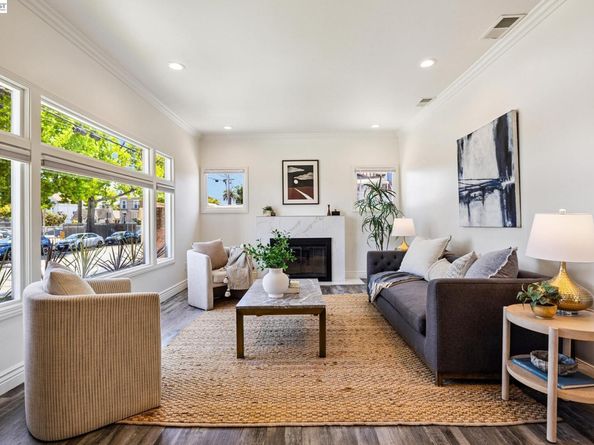 1519 Saint Charles St, Alameda CA 94501