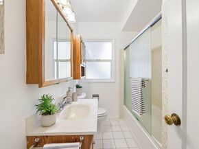 1970 N 6Th St, Concord CA 94519