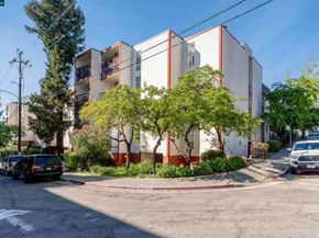 2005 Pleasant Valley Ave 103, Oakland CA 94611