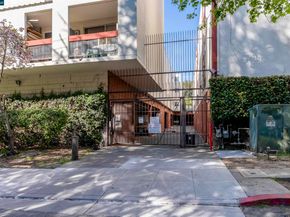 2005 Pleasant Valley Ave 103, Oakland CA 94611