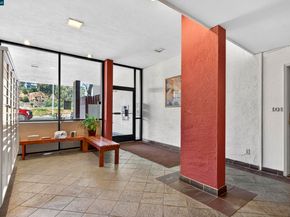 2005 Pleasant Valley Ave 103, Oakland CA 94611