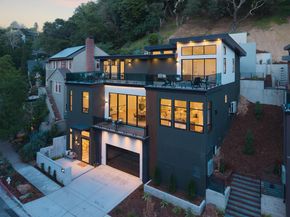 1675 Trestle Glen Rd, Oakland CA 94610