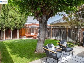 924 Lambaren Ave, Livermore CA 94551