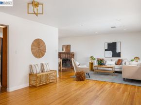 924 Lambaren Ave, Livermore CA 94551