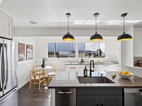 3009 Broadmoor View, Oakland CA 94605