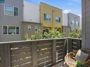 150 Uptown Cir, Oakland CA 94607