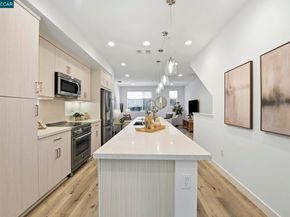 150 Uptown Cir, Oakland CA 94607