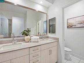 150 Uptown Cir, Oakland CA 94607
