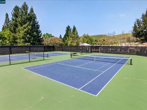 25 Cannes Ct, Danville CA 94506