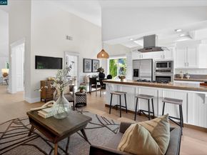 25 Cannes Ct, Danville CA 94506