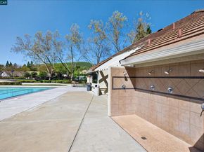 25 Cannes Ct, Danville CA 94506