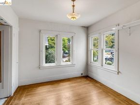 1415 Hampel Street, Oakland CA 94602