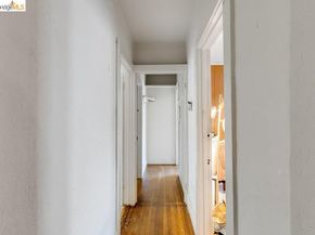 1415 Hampel Street, Oakland CA 94602