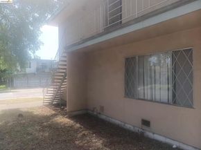3434 California St, Oakland CA 94602