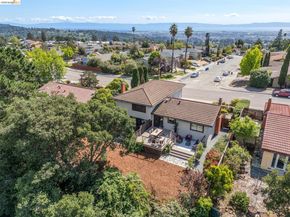 7900 Hansom Dr, Oakland CA 94605
