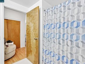 5900 3Rd St 2414, San Francisco CA 94124